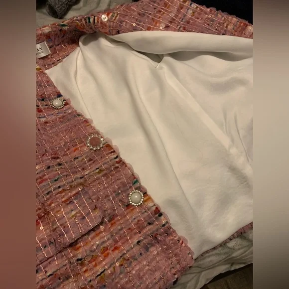 "Chanel-vibe" suit barbiecore - Picture 15 of 16